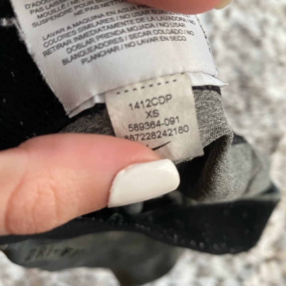 NIKE SPANDEX SHORTS GRAY - Picture 3 of 6